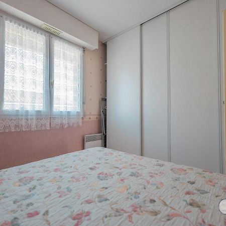 Appartement Plage Et Commerces, Balcon, Tout Confort - Fr-1-197-547 Ле-Сабль-д'Олонн Екстер'єр фото